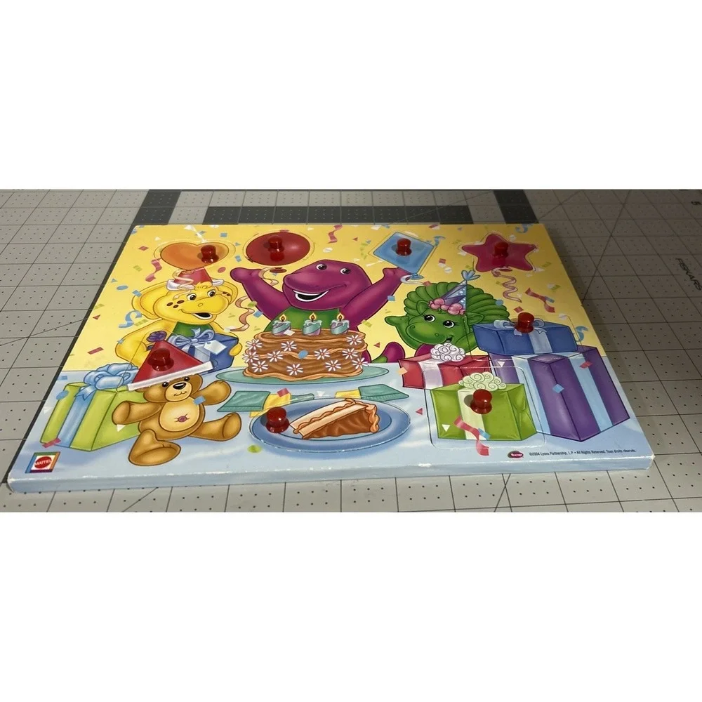 Barney Peg Puzzle Baby Bop BJ SHAPES COLORS  2004 Lyons Birthday Party Mattel